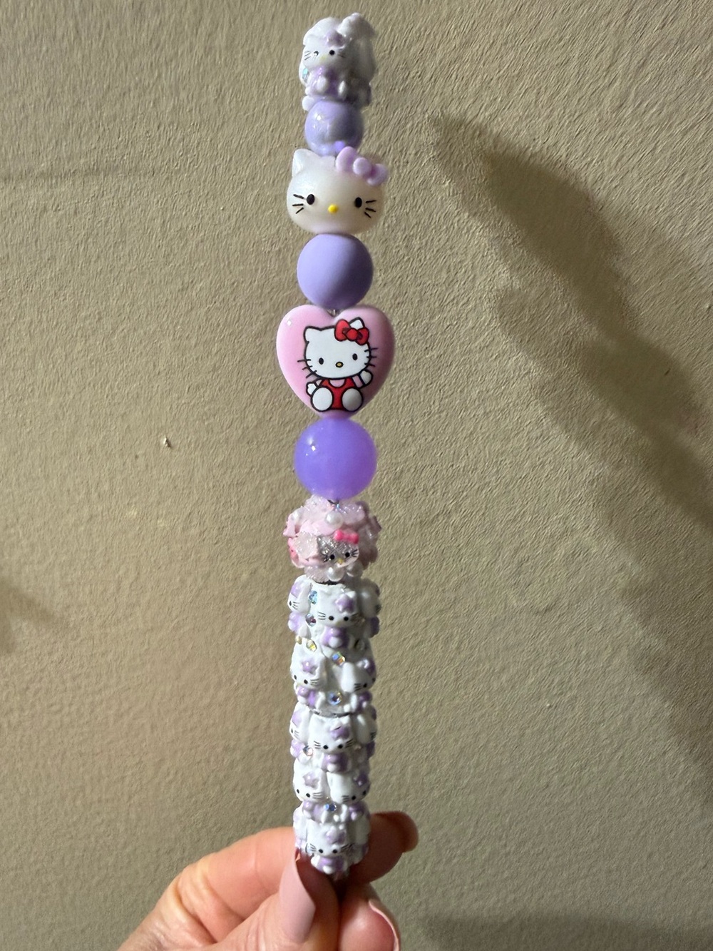 Hello Kitty Pink and Purple Bead pen